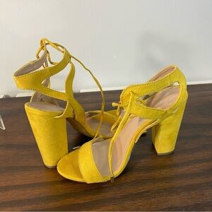Charlotte Russe Women’s Block heeled sandals size 8 Yellow